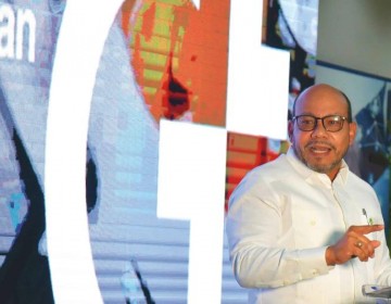 Los m&eacute;dicos y las cl&iacute;nicas est&aacute;n obligados a darles factura fiscal a los pacientes