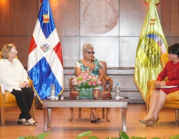 Excandidatas a la vicepresidencia relatan sus experiencias en la pol&iacute;tica dominicana