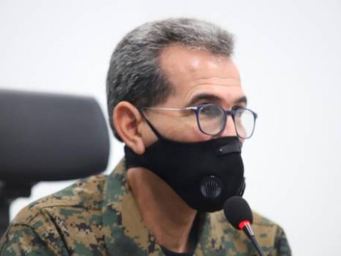 El ministro de Defensa, teniente general, Carlos Luciano Díaz Morfa calificó como chismes los conflictos que existen en varias instituciones públicas por el nombramiento de sus jefes de seguridad.