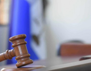 Condenan a un hombre a 20 a&ntilde;os de c&aacute;rcel por causar heridas a otro y a una ni&ntilde;a durante asalto