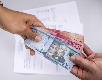 Aporte de los bancos, por adelantado, al fisco llev&oacute; recaudaci&oacute;n por ISR a un 22 % en 2023
