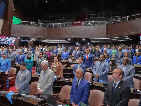 Diputados aprueban nombrar Circunvalaci&oacute;n como Juan Bosch y avenida Ecol&oacute;gica como Pe&ntilde;a G&oacute;mez