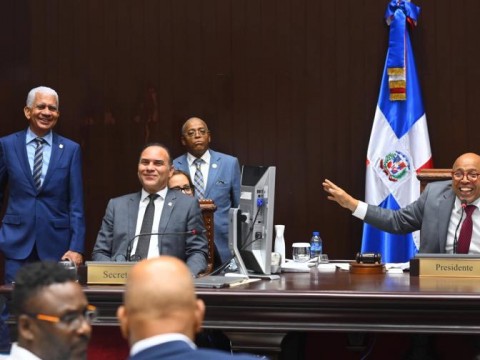 Diputados completan la lectura del C&oacute;digo Penal y se preparan para el debate y aprobaci&oacute;n