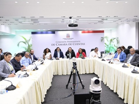 Diputados entrevistan a otros 36 aspirantes a la C&aacute;mara de Cuentas