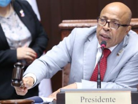 Diputado propondr&aacute; ley del &Uacute;ltimo Empleo para facilitar contrataci&oacute;n de personas mayores de 45 a&ntilde;os