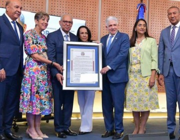 Senado reconoce trayectoria del doctor Rafael S&aacute;nchez Espa&ntilde;ol