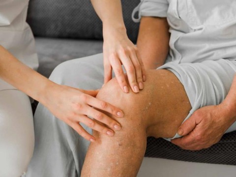 Dolor en las articulaciones, s&iacute;ntoma distintivo del virus de la chikungunya