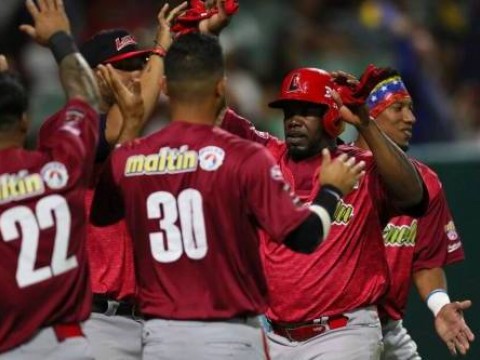 Dominicana cae ante Venezuela 2-3 en la Serie del Caribe 2020