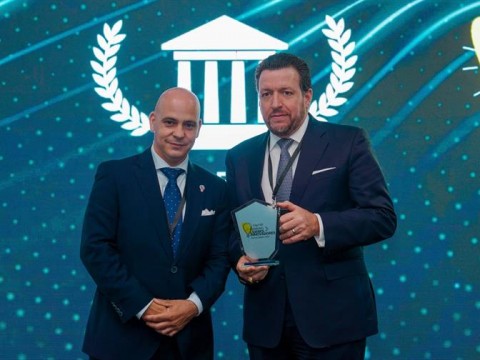 Dos dominicanos fueron reconocidos en el Ranking de L&iacute;deres Innovadores 2025 en Ecuador