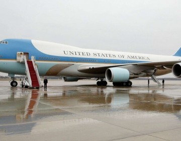  Donald Trump ordena cambiar los colores de los aviones presidenciales
