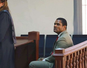Violador de hijastra condenado a 20 a&ntilde;os sigue en libertad