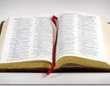 Ministerio de Educaci&oacute;n distribuir&aacute; miles de biblias en las escuelas el pr&oacute;ximo a&ntilde;o escolar