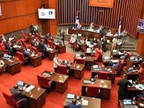 Senado aprueba en primera lectura contrato de fideicomiso p&uacute;blico Mivivienda