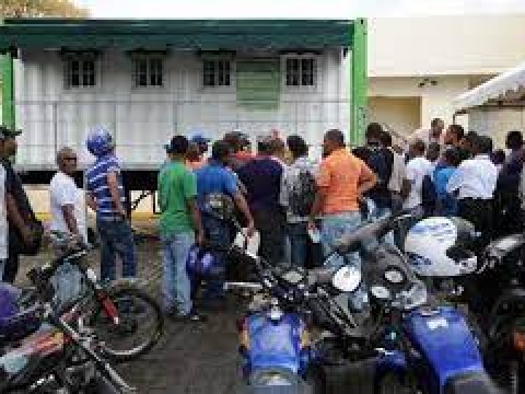Motoristas dicen medidas Intrant violan ley tr&aacute;nsito