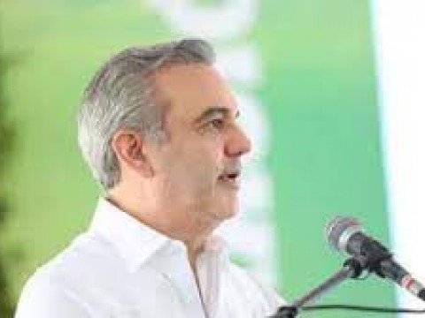 Luis Abinader: &ldquo;Los apagones son una verg&uuml;enza que hemos tenido durante muchos a&ntilde;os&rdquo;
