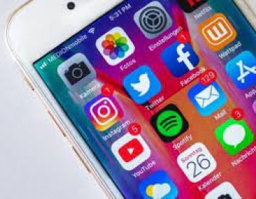 Colapsan WhatsApp, Instagram y Facebook