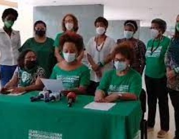 Grupos proaborto se manifiestan contra informe presentar&iacute;an legisladores