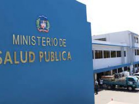 Salud P&uacute;blica aclara no ha lanzado aplicaci&oacute;n para portar tarjeta de vacunaci&oacute;n digital