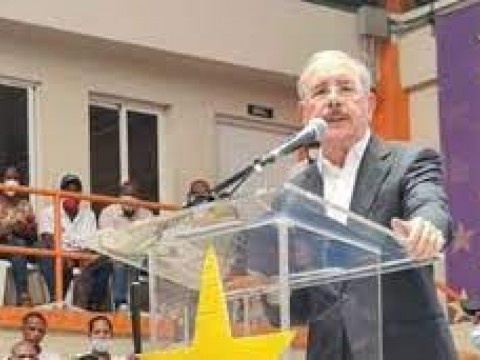 Danilo Medina volver&aacute; este domingo a las calles