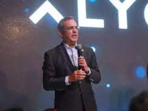 Presidente Abinader dice la confianza en el Gobierno genera grandes inversiones