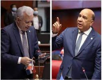 Breve discusi&oacute;n entre Bautista Rojas G&oacute;mez y  Antonio Taveras