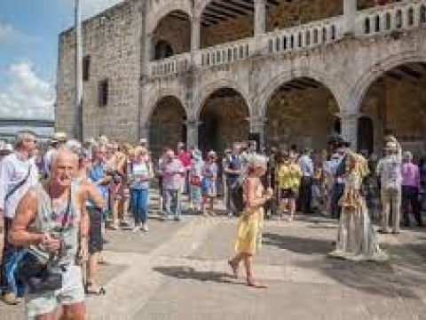  RD alcanz&oacute; cifra r&eacute;cord de turistas en octubre