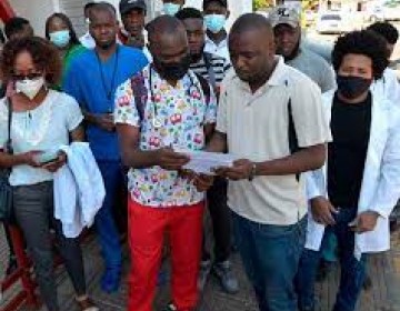 Estudiantes haitianos dicen que no son una amenaza ni una carga econ&oacute;mica para RD
