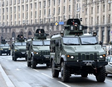 Declaran el toque de queda en la capital de Ucrania por la guerra con Rusia