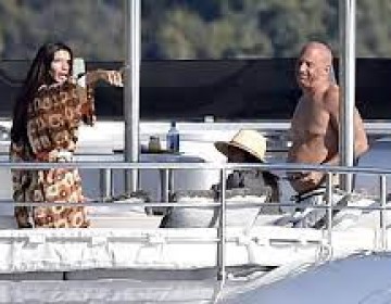 Vin Diesel se fue de vacaciones con Zoe Saldana y mostr&oacute; su &ldquo;cuerpo de pap&aacute;&rdquo;