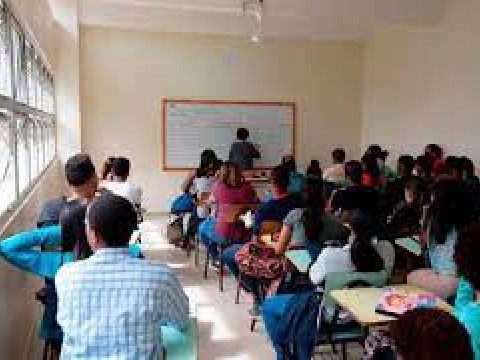 Niega filtren ex&aacute;menes concurso docente