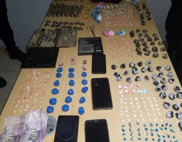 Policia Nacional incauta 780 porciones de Marihuana, Crack y Coca&iacute;na en San Pedro de Macor&iacute;s