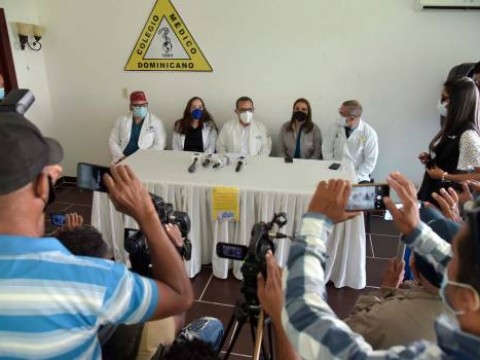 CMD suspender&aacute; recepci&oacute;n de consultas con seguro m&eacute;dico 
