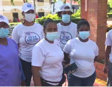 Trabajadores de Bayaguana paralizan jornada de vacunaci&oacute;n por falta de pago