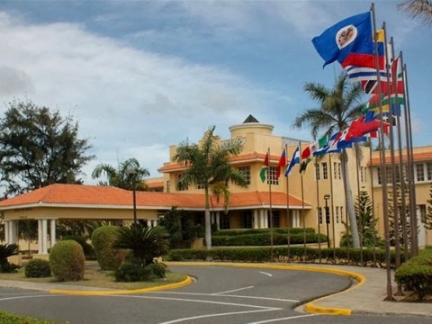 Canciller&iacute;a Dominicana cancel&oacute; 299 empleados que no asist&iacute;an a trabajar o no cumpl&iacute;an funciones  