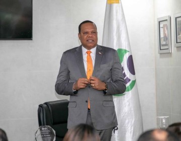 Pro Consumidor advierte sancionar&aacute; a comercios sorprendidos vendiendo &uacute;tiles escolares de Inabie