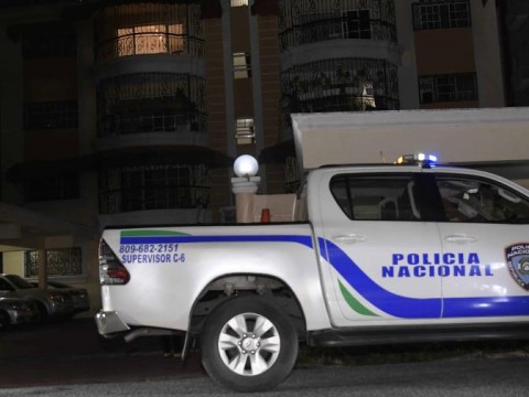 Muere joven tras lanzarse de la azotea de un edificio en el sector Mirador Norte