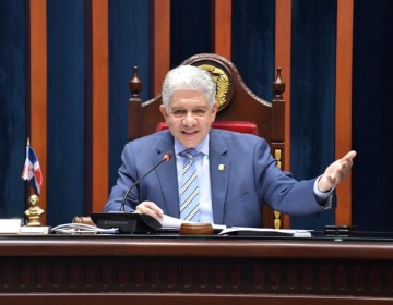 Senado aprueba dos nuevos pr&eacute;stamos por 160 millones de d&oacute;lares