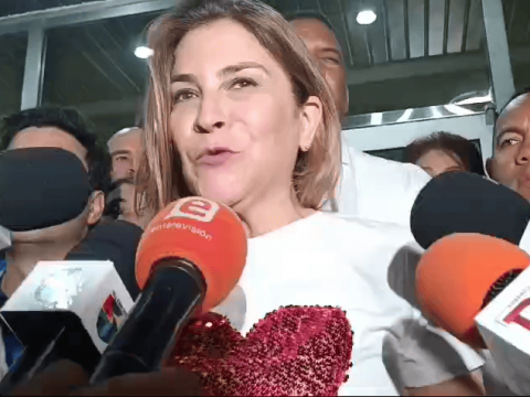 Carolina Mej&iacute;a agradece a capitale&ntilde;os segunda oportunidad en el ADN