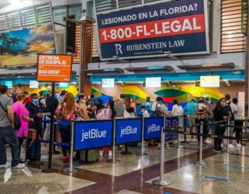 Casi 65 mil dominicanos abandonaron el pa&iacute;s este a&ntilde;o para irse a vivir a EE.UU.