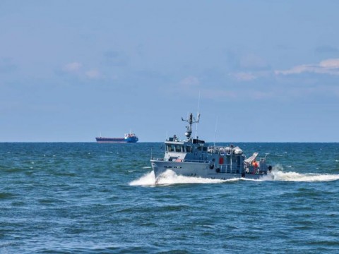 Detienen a 30 migrantes haitianos en aguas de Turcos y Caicos