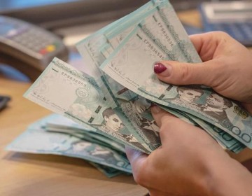 Las empresas pueden fijar c&oacute;mo cobrar, pero no cerrarse al efectivo