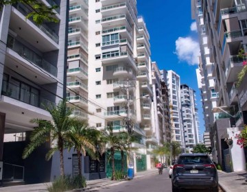 El precio del metro cuadrado de viviendas subi&oacute; hasta 74 % en el Gran Santo Domingo