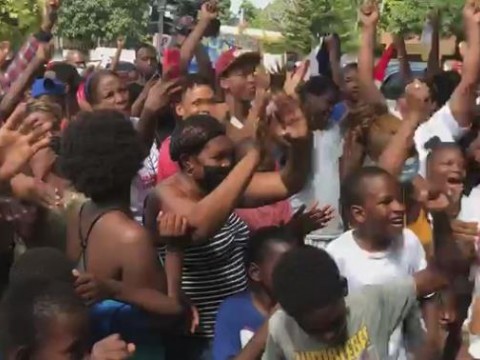 Nizao: Improvisan caravana para celebrar la plata de Marileydi Paulino