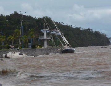 En Saman&aacute; est&aacute;n a espera de la ayuda por los da&ntilde;os