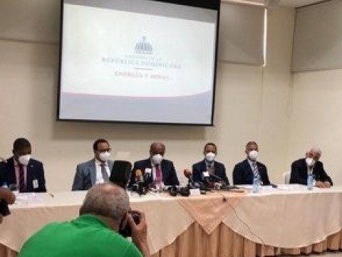 Frecuentes apagones se deben a mantenimiento de las plantas generadoras dice Ministro de Energ&iacute;a 