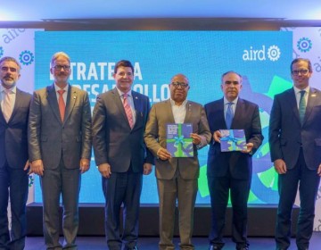 Industriales plantean bajar costo de peajes al transporte de carga