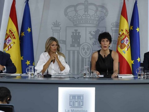 Gobierno espa&ntilde;ol desclasifica informes de inteligencia sobre entrada de migrantes a Ceuta