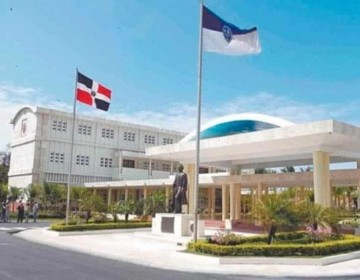 La UASD confirma que 21 de sus doctores realizaron estudios en Atlantic International University