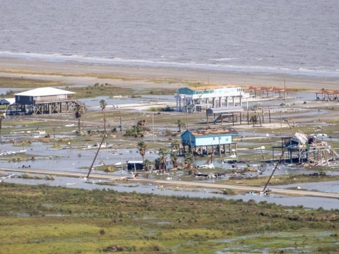 Laura se convierte en depresi&oacute;n tropical tras su paso por Arkansas