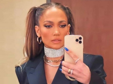 Jennifer L&oacute;pez elimina todas las fotos de Instagram y coloca un fondo negro de perfil